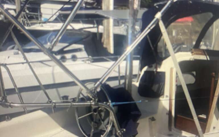Houseboat living illegal in NSW but will housing crisis drive change to laws?